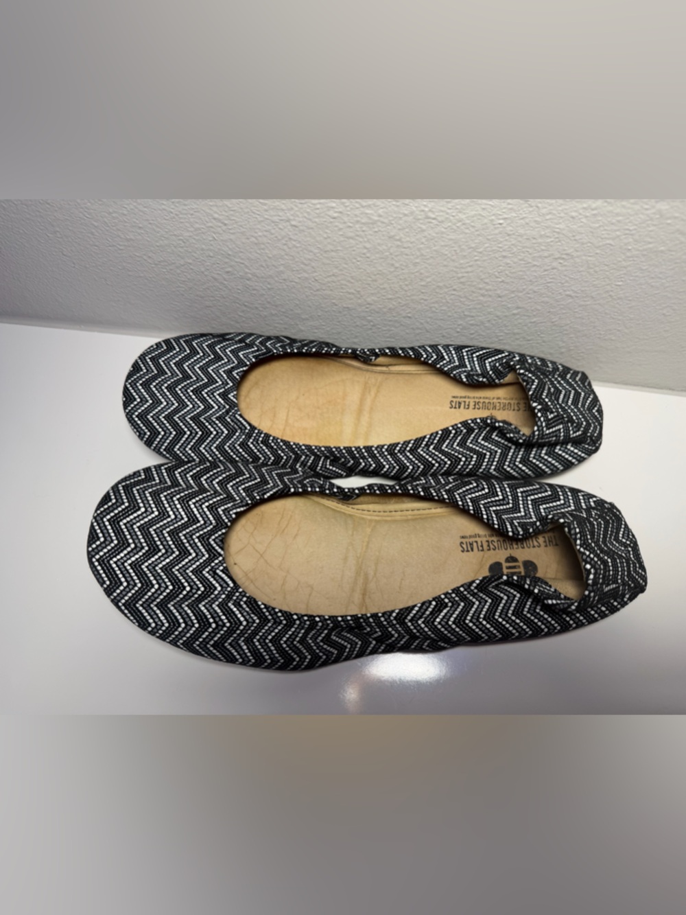 The Storehouse Flats - Comfort Chevron Ballet Flats - Black & White